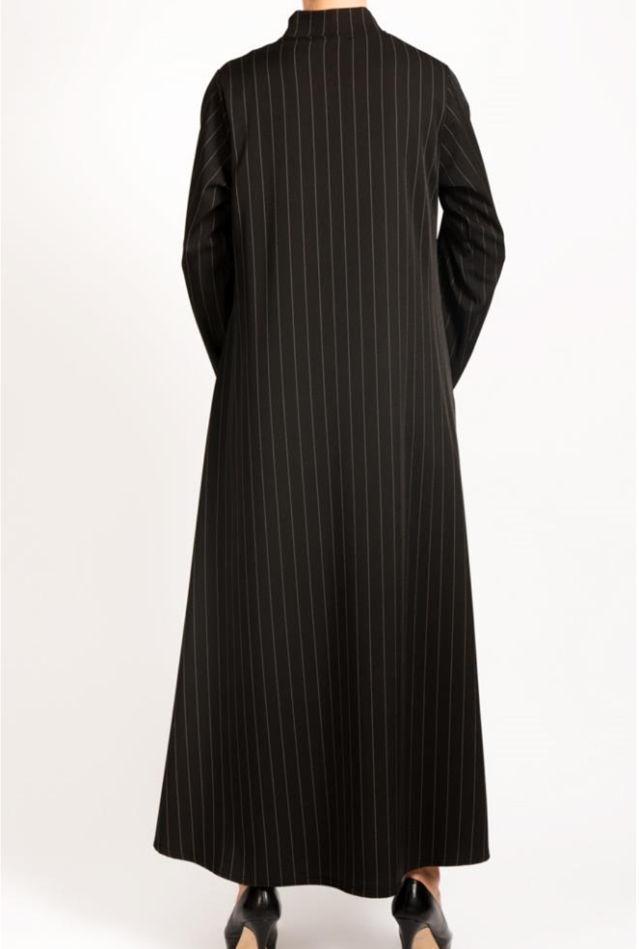 Front zip pinstripe abayah with pockets on each side - Q&S Islamic Store