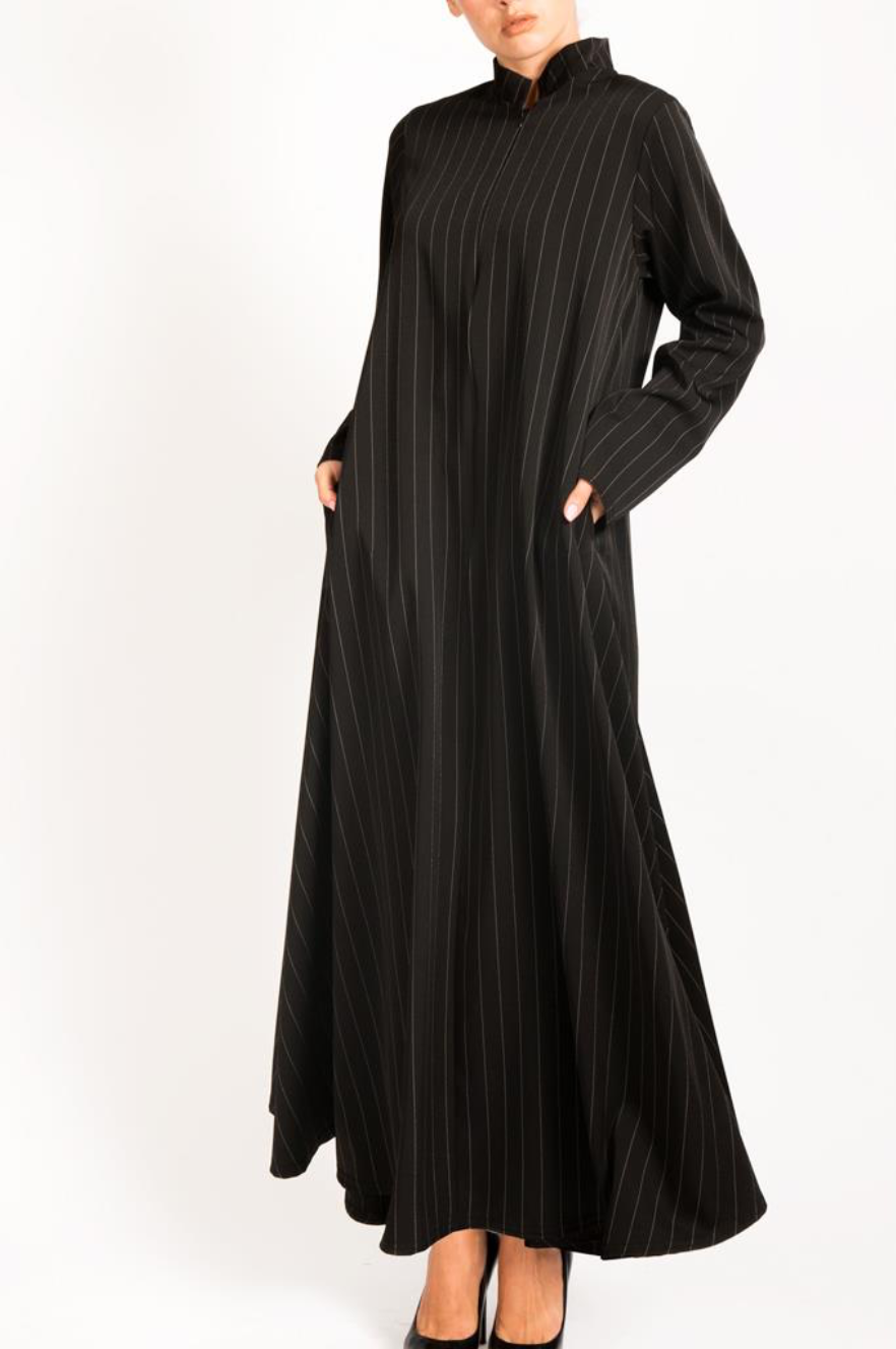 Front zip pinstripe abayah with pockets on each side - Q&S Islamic Store