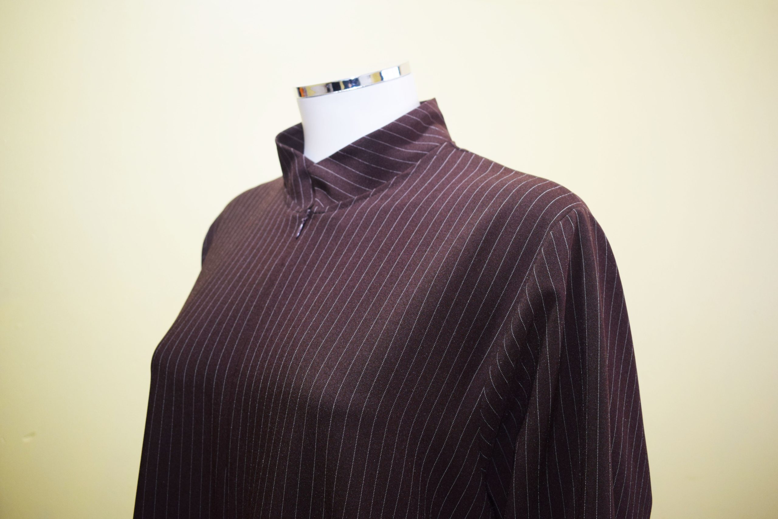 Front zip abayah with pockets on each side - Q&S Islamic Store