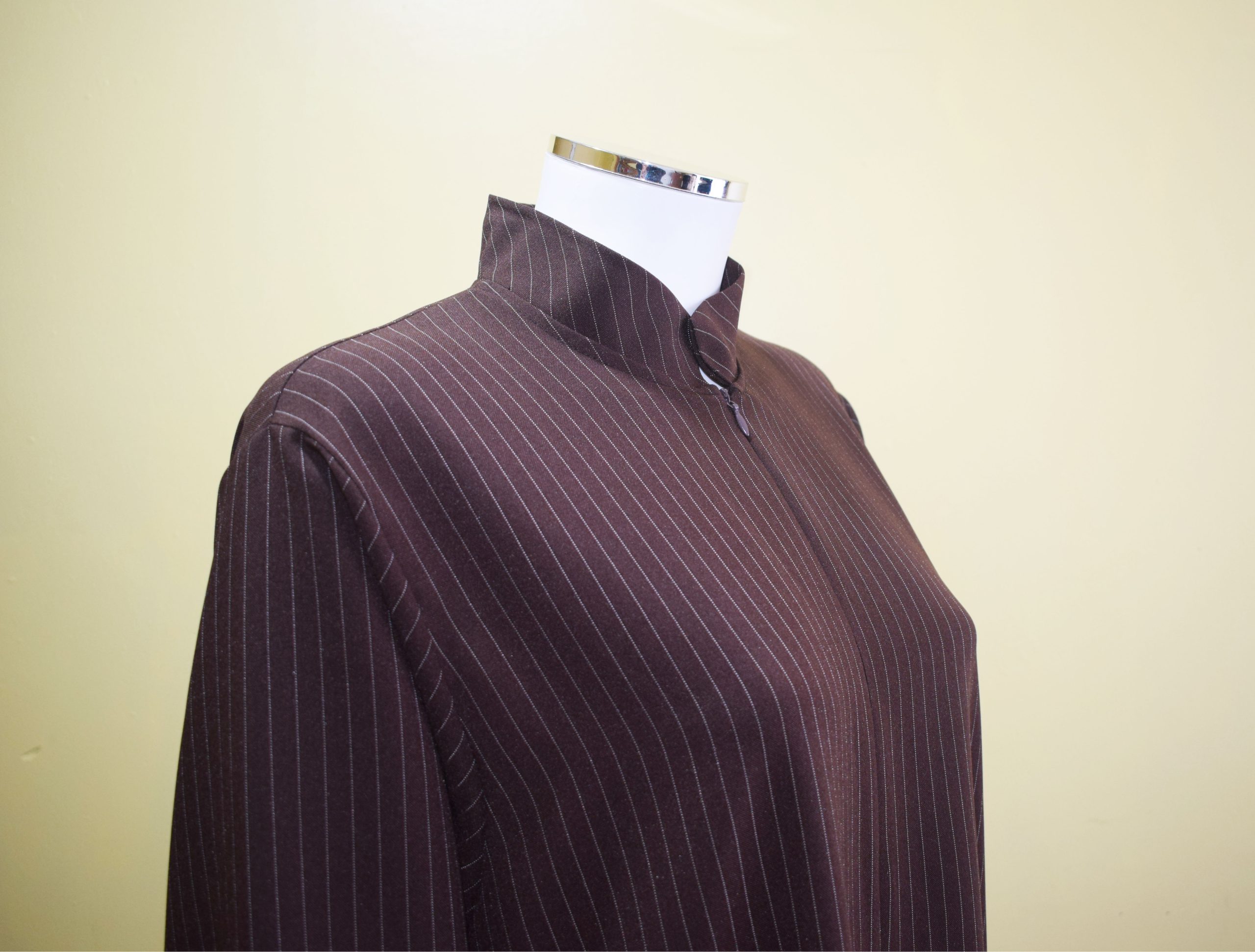 Front zip abayah with pockets on each side - Q&S Islamic Store